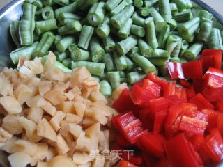 肉松豆角炒菜脯的做法步骤：5