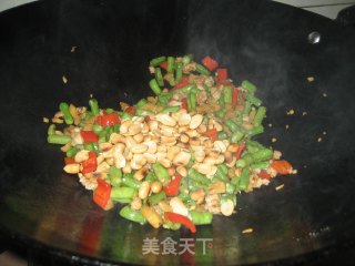 肉松豆角炒菜脯的做法步骤：9
