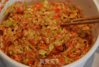 小耳朵水饺和草莓丸子的做法步骤：3