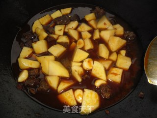 土豆烧牛肉——简便的做法步骤：6