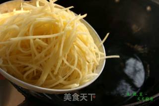 香辣土豆饼的做法步骤：3