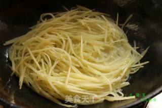 香辣土豆饼的做法步骤：4
