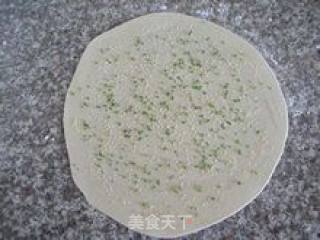 烫面葱油饼的做法步骤：5