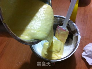 长颈鹿纹蛋糕卷的做法步骤：8