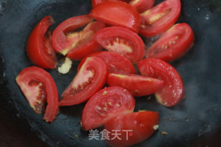 番茄鸡蛋饭！！又简单又好吃我的最爱！！的做法步骤：4