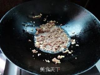 豆芽牛肉炒米线的做法步骤：4