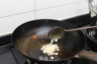 [儿童美食] 西红柿鸡蛋面的做法步骤：4