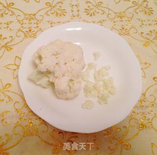 【剁椒菜花蒸豆腐】---不一样的私房蒸菜的做法步骤：1