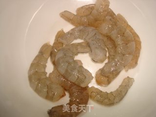芦笋山药丁炒虾仁的做法步骤：2