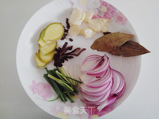 烤鸭腿 【ROAST DUCK】的做法步骤：1