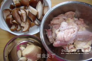 大盘鸡的做法步骤：1