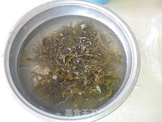 金针菇拌海带丝的做法步骤：1