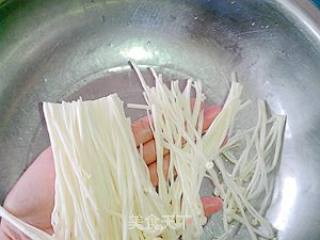 金针菇拌海带丝的做法步骤：3