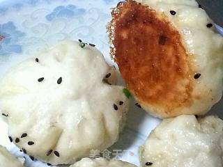 鲜肉生煎包的做法步骤：16