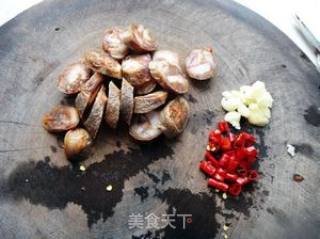 腊肠炒瓠瓜的做法步骤：1