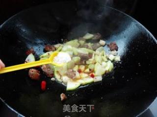 腊肠炒瓠瓜的做法步骤：6