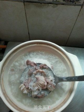 做一道简单即美味的早餐---猪腰煲粥的做法步骤：11