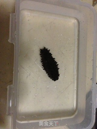 海参鱼胶乌鸡汤的做法步骤：1