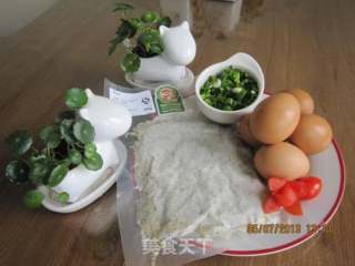 吻仔鱼煎蛋的做法步骤：1
