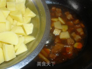 红烧肉炖土豆的做法步骤：8