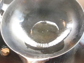 茭白胡萝卜炒肉丝的做法步骤：2