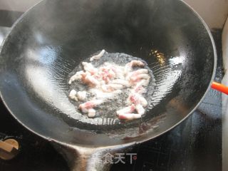 茭白胡萝卜炒肉丝的做法步骤：3