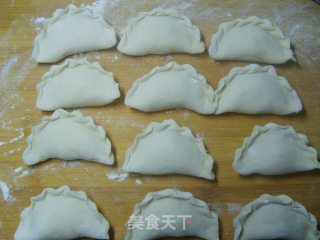 水煎饺的做法步骤：7