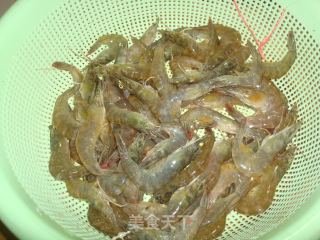 椒盐虾的做法步骤：1