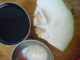 红酒酿葡萄的做法步骤：1