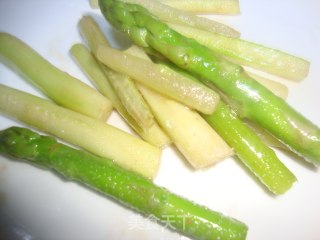 莱州湾鲜贝配芦笋土豆泥的做法步骤：4