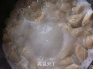 【香菇猪肉水饺】好吃又有营养的做法步骤：15