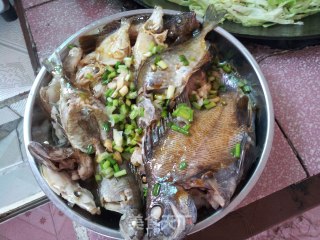 清蒸海杂鱼的做法步骤：4