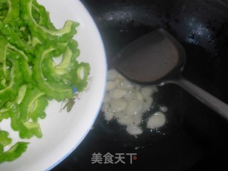 素炒苦瓜山药片的做法步骤：5
