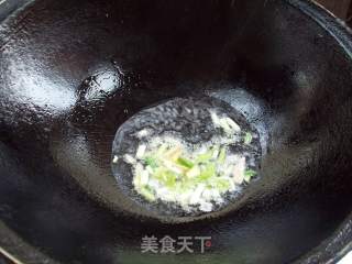 菠菜炒豆皮的做法步骤：3