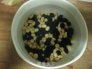 红枣黑豆浆的做法步骤：2