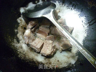咖喱排骨花菜的做法步骤：3
