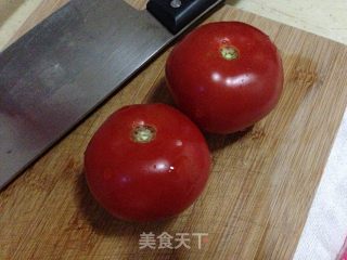 蕃茄炒蛋（甜）的做法步骤：1