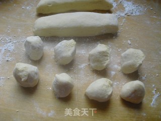 土豆小锅盔的做法步骤：2