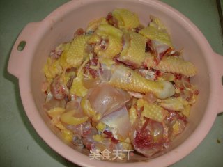 【香菇黄酒焖滑鸡】-----滑嫩嫩的鸡块的做法步骤：2