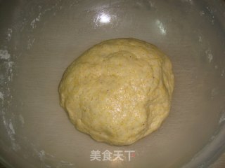 【玉米面窝窝头】----给餐桌添加一道粗粮食品的做法步骤：2