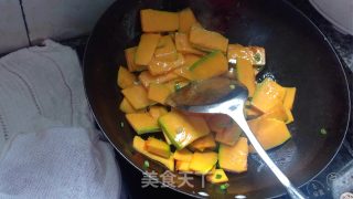 炒南瓜的做法步骤：4