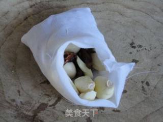 烤五香瓜子的做法步骤：1