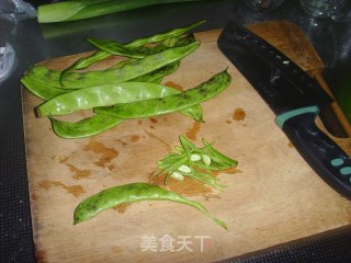 美味豆角丝的做法步骤：1
