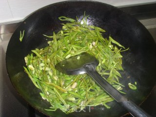 美味豆角丝的做法步骤：5