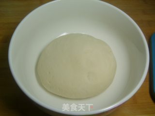 芝麻酱花卷的做法步骤：1