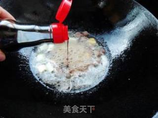 肉丁烧栗子的做法步骤：5