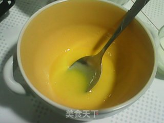 蓝莓蛋糕卷的做法步骤：2