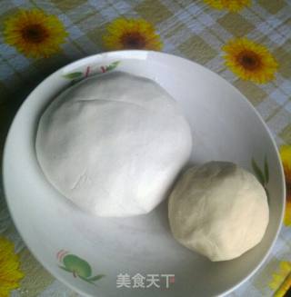 榨菜鲜肉麻球的做法步骤：2