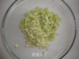 丝瓜胡萝卜饼的做法步骤：2