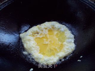 秋葵炒鸡蛋的做法步骤：3